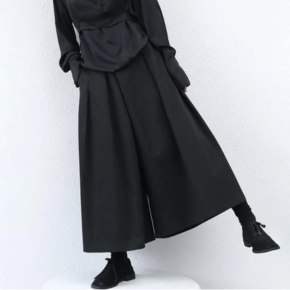 2024 Trendy Gothic Dark Style Lockere verkürzte Hakama-Hose Weite Beinhose Neue große Samurai-Hose mit Designgefühl Herrenbekleidung