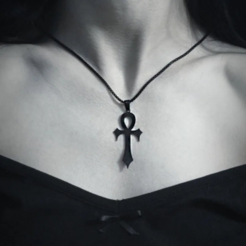 Collana con croce egizia gotica Ankh Chiave della vita in acciaio inossidabile Colore nero Amuleto Collane religiose Gioielli gotici Regalo N8582